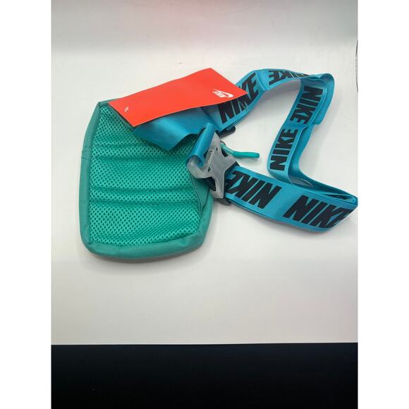 Nike NWT CrossBody Shoulder Bag Tiffany - Picture 3 of 3